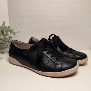 Dansko Women's Orli Sneaker